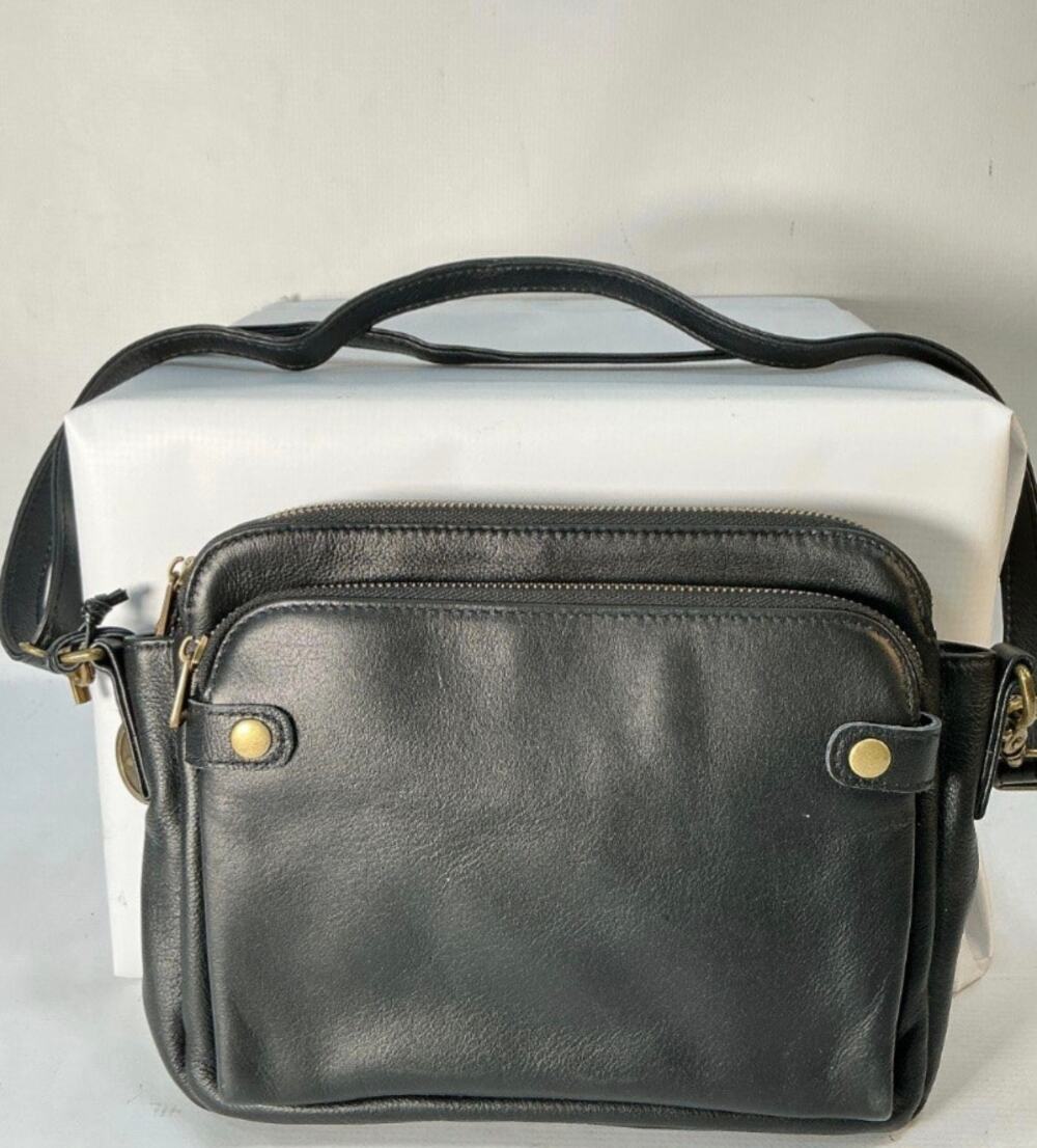 MINOOY BLACK LEATHER THE BALI THREE LAYER CROSSBODY BAG